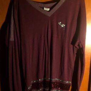 Pink/Victoria’s Secret Long-Sleeved Shirt